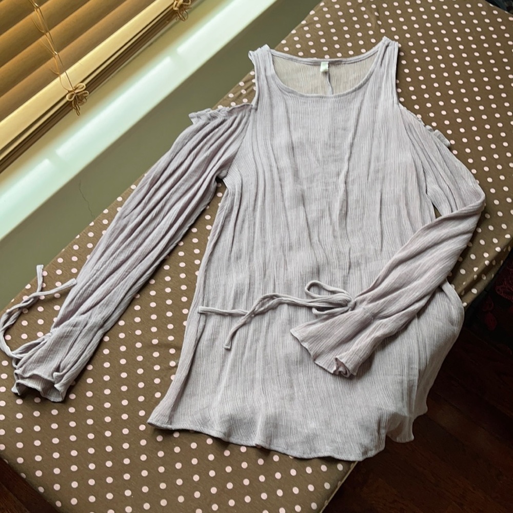 NWOT PINK BLUSH light purple shirt